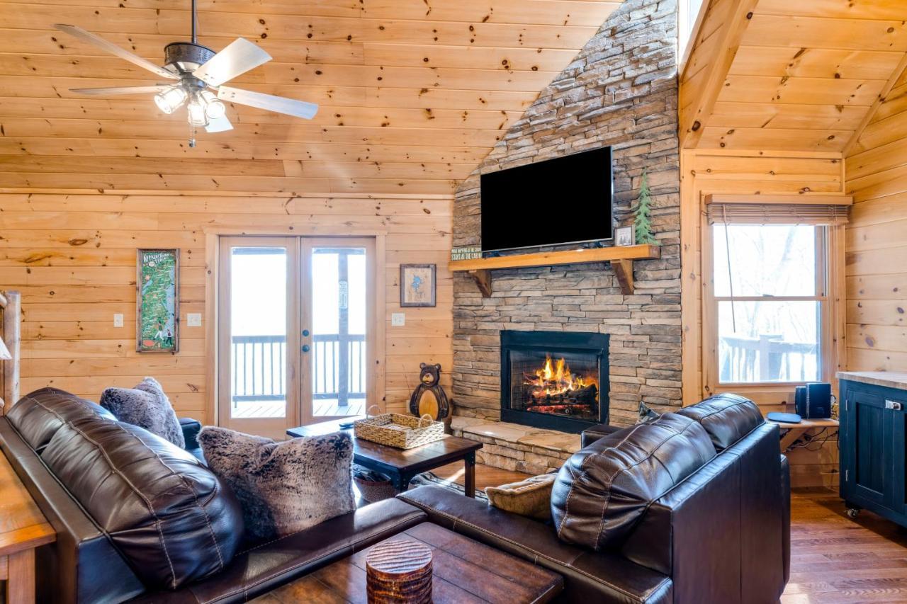 Blue Ridge Bear Bungalow Ngoại thất bức ảnh