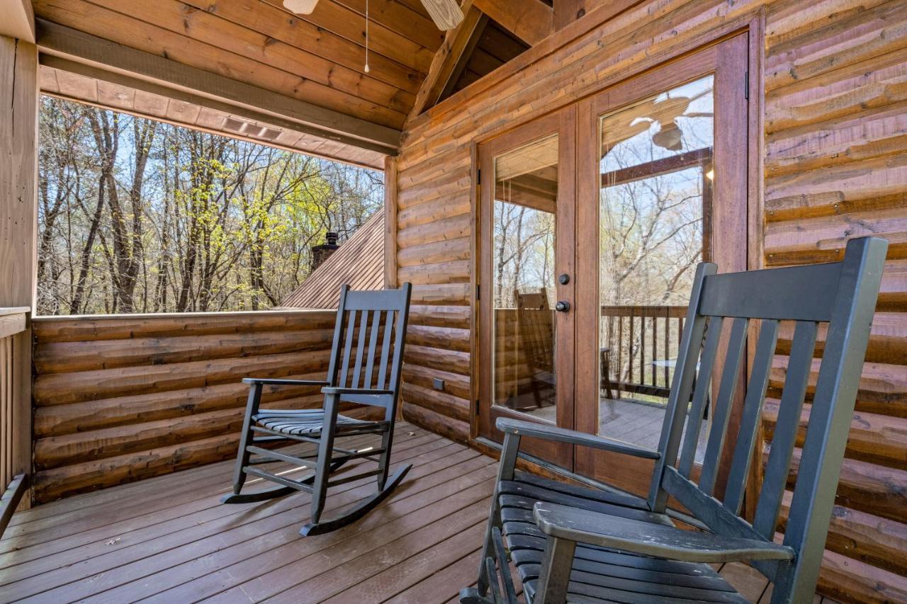Blue Ridge Bear Bungalow Ngoại thất bức ảnh