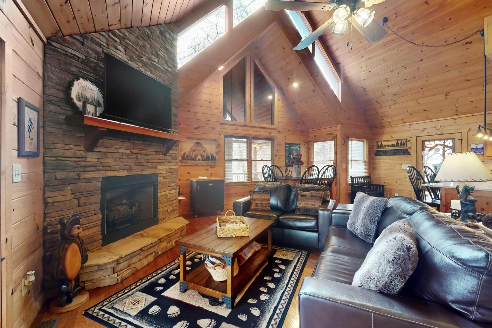 Blue Ridge Bear Bungalow Ngoại thất bức ảnh